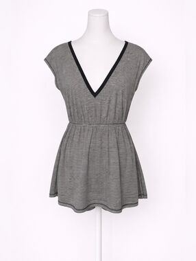 Dear by Amanda Bynes Striped V Neck Casual Top Women's